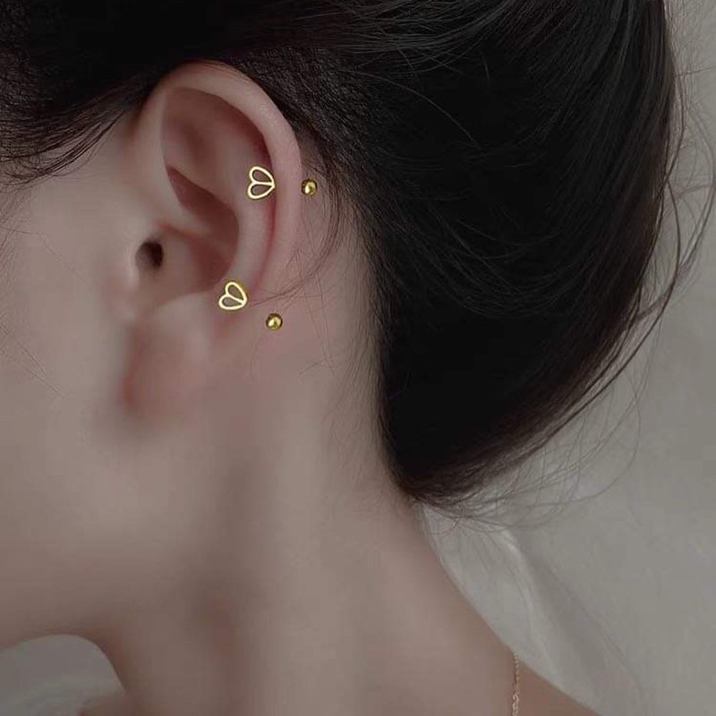 1 chiếc bông tai Thép y tế tim