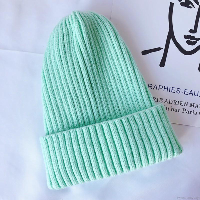 Mũ len màu trơn ấm áp cho bé