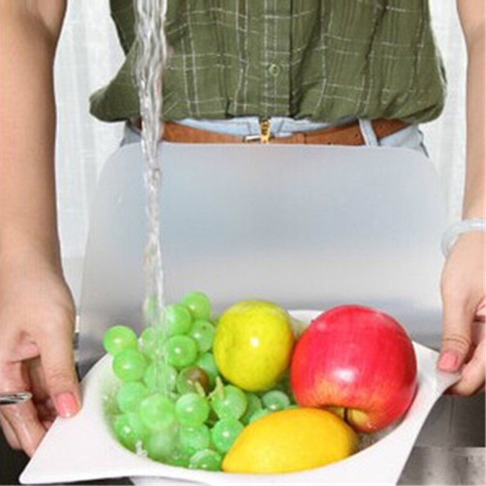 Tấm Chắn Nước Bằng Nhựa Gắn Bồn Rửa Chén Tiện Dụng