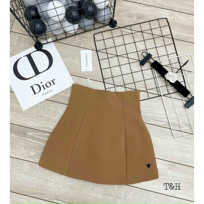 Chân Váy Chữ A Thêu Ong_Xưởng May Quang Anh