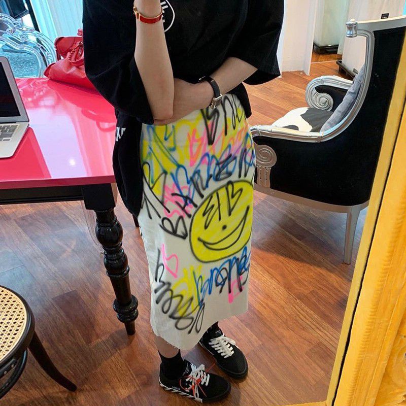 [SẴN SIZE M,L] CHÂN VÁY CHỮ A HOẠ TIẾT HÌNH MẶT CƯỜI | BigBuy360 - bigbuy360.vn