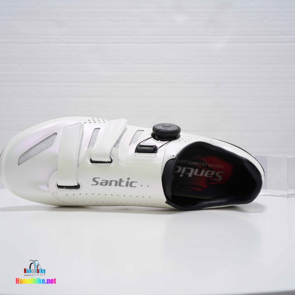 Giày cá đạp xe Road Santic 2 dán 1 vặn đế carbon màu trắng