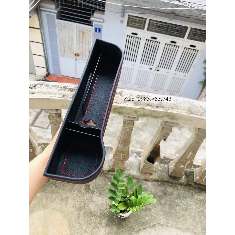Hộc Để Đồ Khe Ghế Ô Tô Xe Hơi Cao Cấp - Khay Đựng Đồ Đa Năng K1