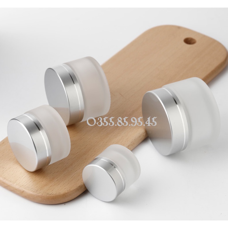 Hũ thủy tinh 5g / 10g / 15G / 20g / 30g / 50g / 100g thân mờ nắp trắng và bạc - Hủ chiết kem, đựng mỹ phẩm du lịch.