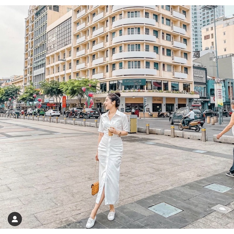 Đầm sơ mi khoét eo