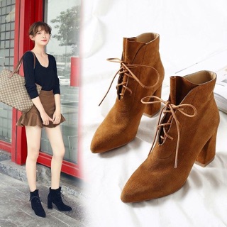 Giày boots mũi nhọn cột dây 9cm hàng chuẩn đẹp
