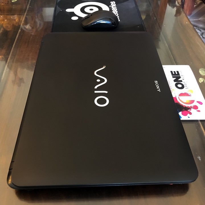 Laptop Sony Vaio SVF15 Core i3 4005U/ Ram 8Gb/ Ổ Cứng SSD 256Gb/ Màn hình 15.6 inch , pin cực tốt .