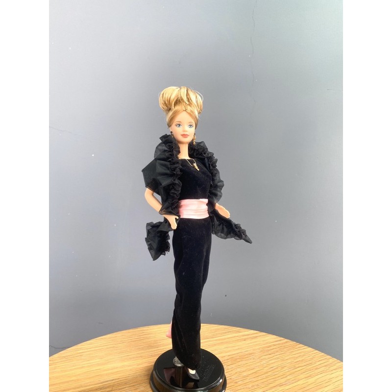 Búp bê barbie used