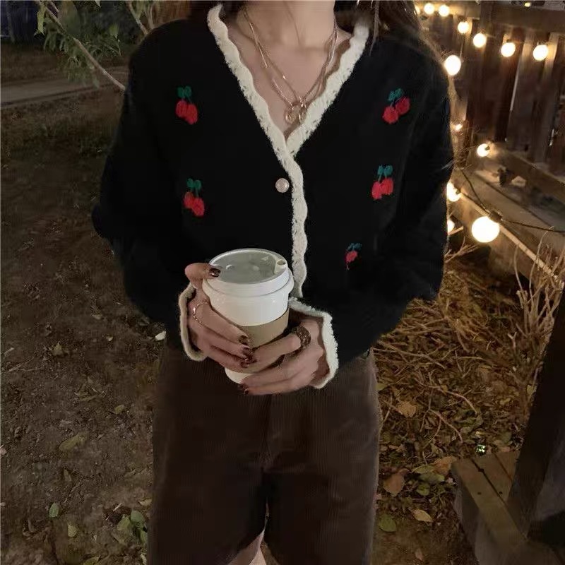 Áo khoác cardigan dệt kim phối ren thêu hình quả anh đào phong cách Hàn Quốc dễ thương