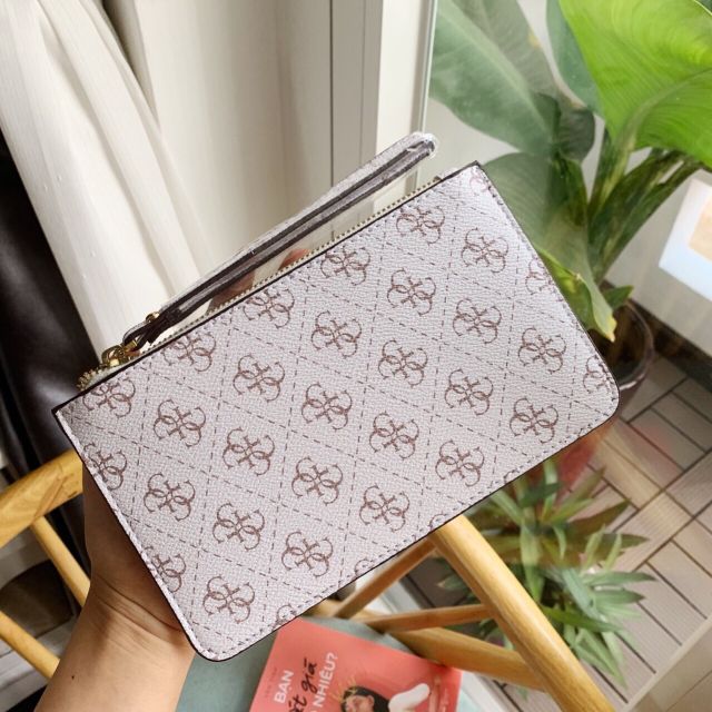 👑👑VÍ GUESS  HÀNG CHUẨN XỊN👑👑
 ❗️Không chuẩn không lấy xiền ạ, cầm tay rất thanh thoát, nhẹ nhàng