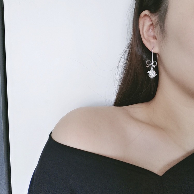 Bông tai nơ dáng dài pha lê cá tính MS64