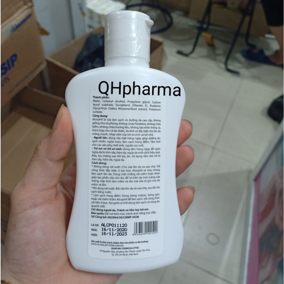 Sữa tắm rửa ALCOPHIL 150ml danh cho da nhờn và nhạy cảm