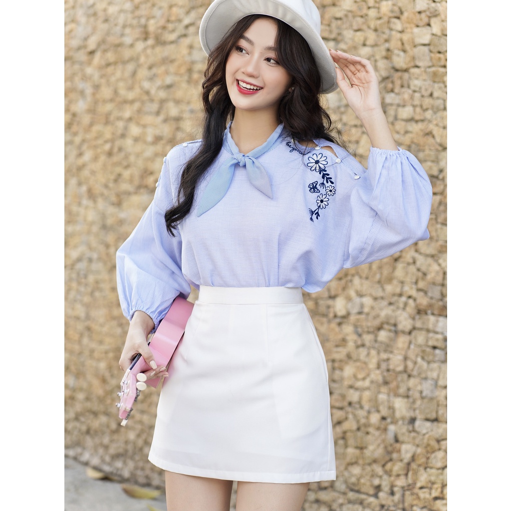 Áo thêu hoa cúc Oversized hở vai gài nút [ZA1] | BigBuy360 - bigbuy360.vn