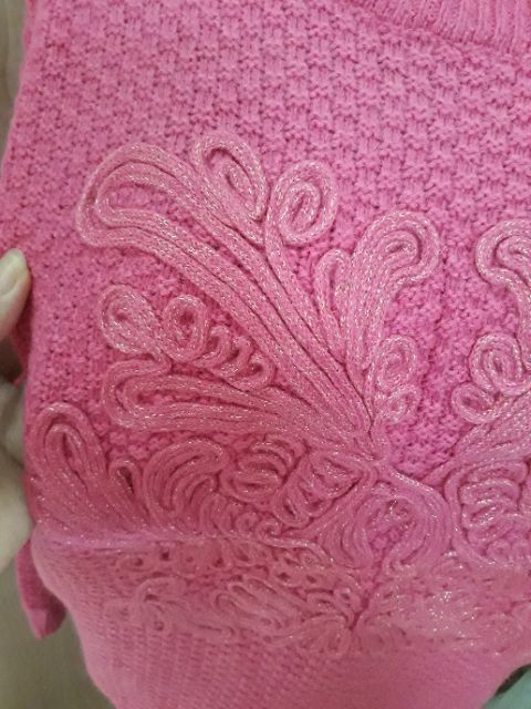 Áo len hồng họa tiết thêu kim tuyến (ảnh chụp thật tại shop)