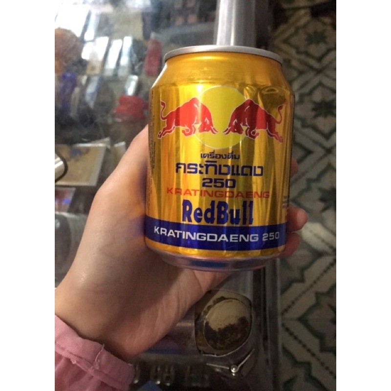 Lốc 6 lon bò húc thái redbull 250ml sản xuất tại thái lan