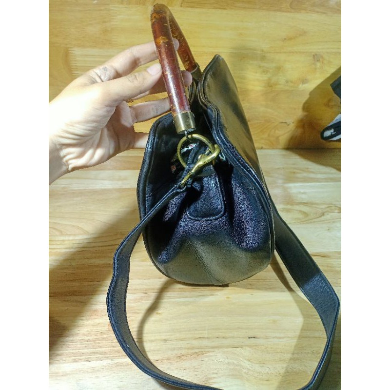 Túi xách da thật dày secondhand  180909