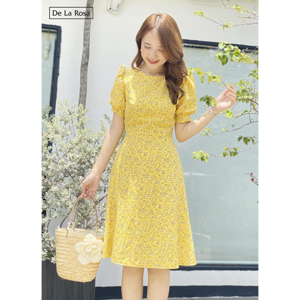 Đầm váy hoa nhí trắng thiết kế dáng xèo dạo phố công sở - De La Rosa | BigBuy360 - bigbuy360.vn