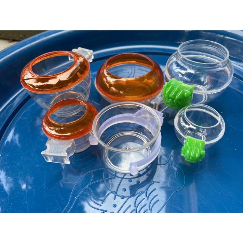 Cóng nước nhựa cho chim các loại kích cỡ