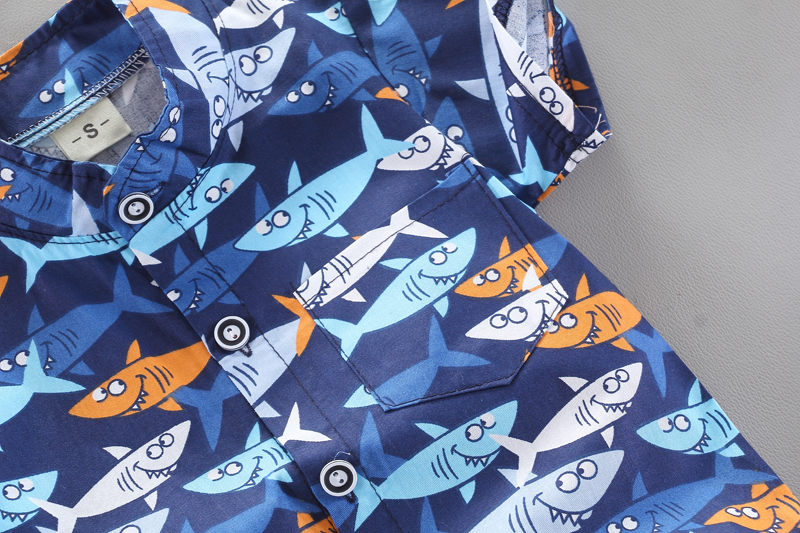 Bộ áo thun ngắn tay in hình cá mập + quần short dễ thương cho bé trai