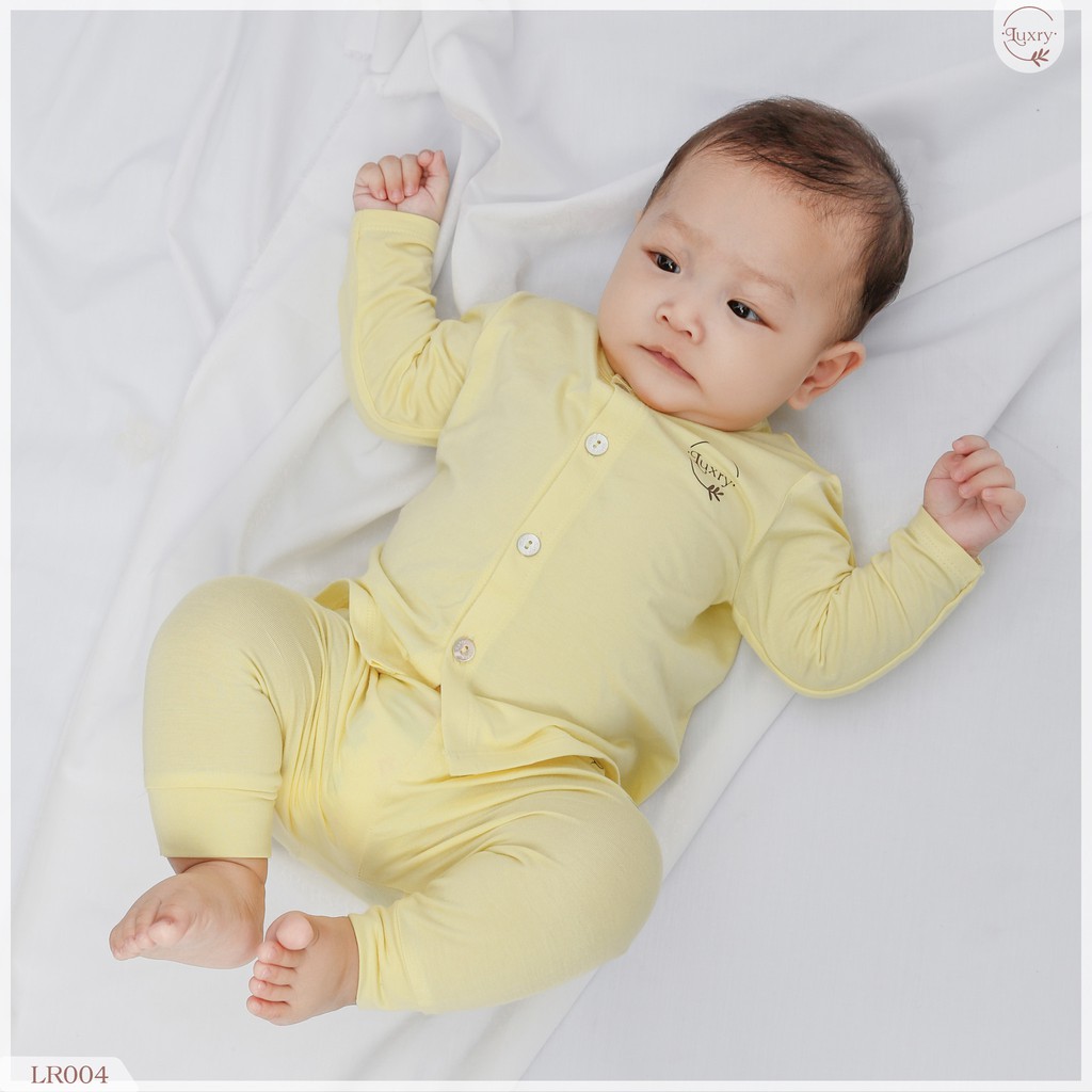 Bộ quần áo dài tay cài thẳng petit sợi tre Luxry cho bé trai bé gái dưới 16kg
