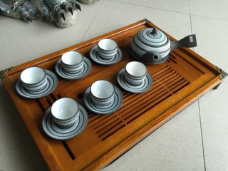 Bộ ấm chén Bát Tràng cao cấp 