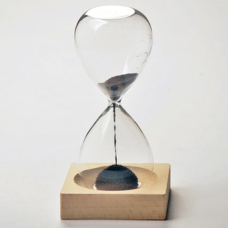 Đồng hồ cát Nam châm (Magnet Hourglass)