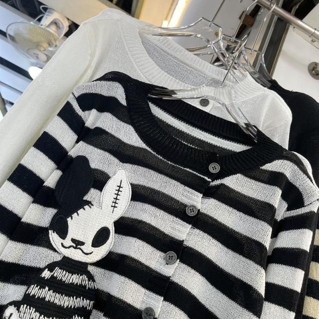 Áo Cardigan Dệt Kim Tay Dài Kẻ Sọc Thêu Hình Thỏ Phong Cách Hàn Quốc Thời Trang Mùa Thu Cho Nữ