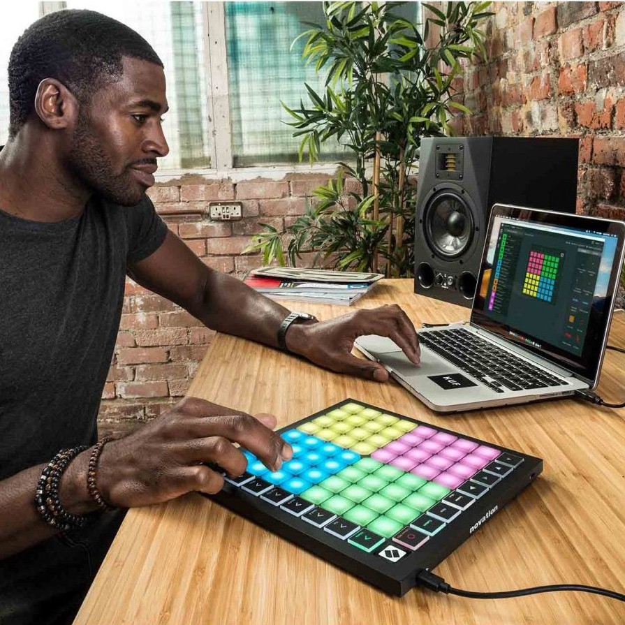 Launchpad X - Bàn Chơi Nhạc Điện Tử Cao Cấp Thế Hệ Mới NOVATION