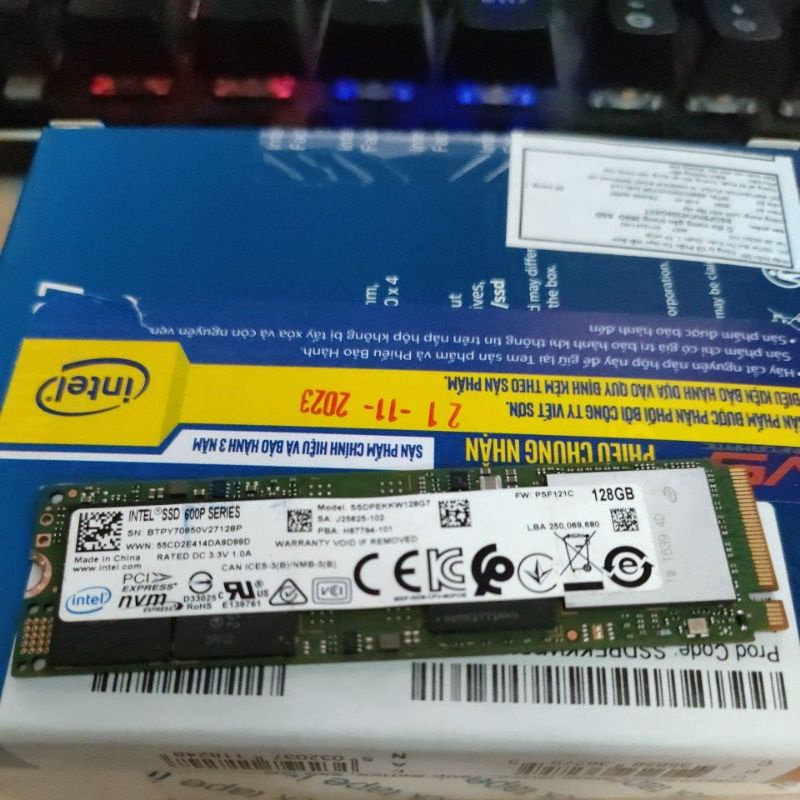 Intel SSD 600p 128Gb (SSDPEKKW128G7)