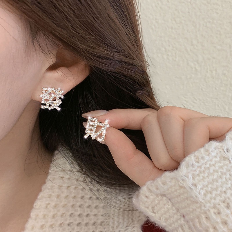 Khuyên tai nhiều kiểu dáng tùy chọn phong cách Hàn Quốc đơn giản tinh tế