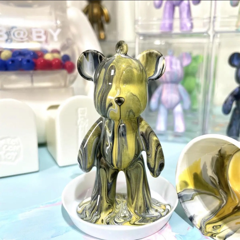 (MẪU MỚI, NHIỀU MÀU) Móc chìa khóa Bearbrick đổ màu tự làm handmade DIY hot trend quà tặng cho bạn bè, người yêu