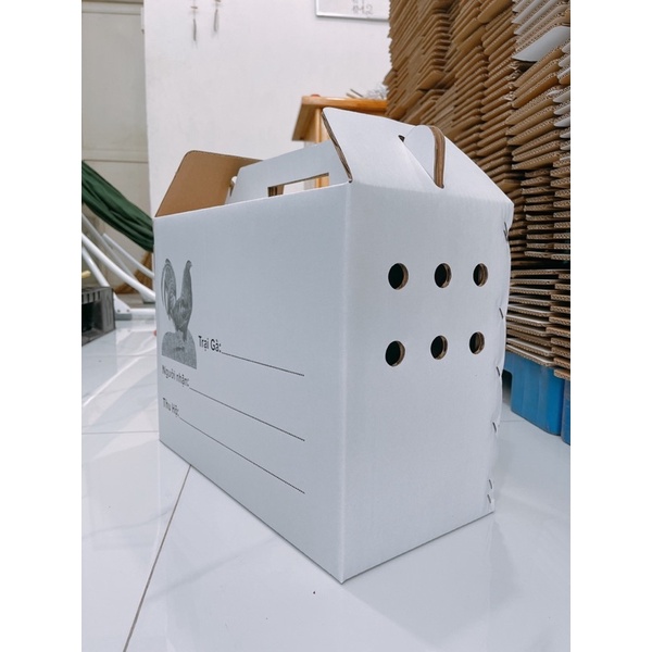 Combo 10 Thùng Gà Tre bằng giấy Carton Cao Cấp. Cho gà khi di chuyển xa hoặc ngủ được thoải mái