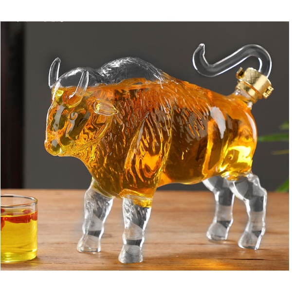 Bình rượu thủy tinh hình con dê núi