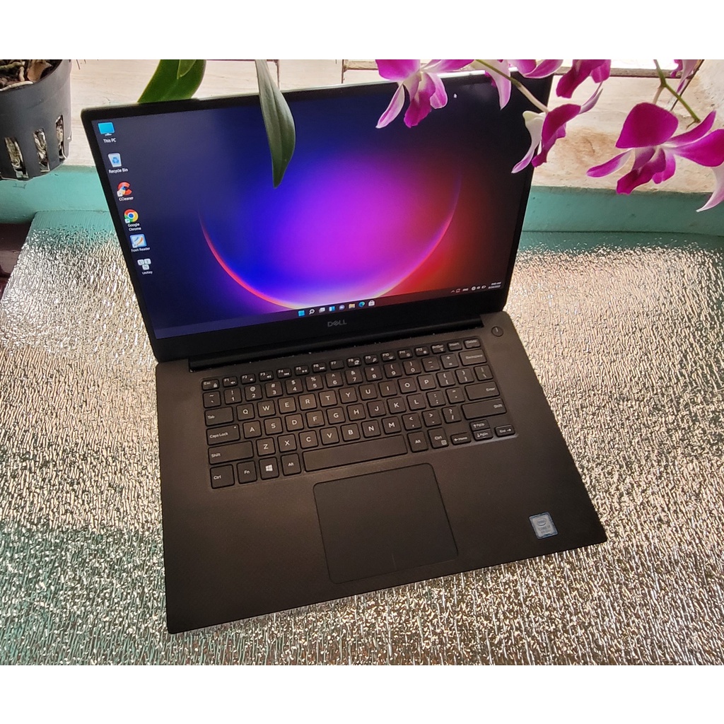 Laptop Dell Precision 5540 l Core i7- 9850H l ram 32G l SSD 1TB l Màn hình 15’6 4K [ Bảo hành 3 tháng ] hàng đẹp 99%