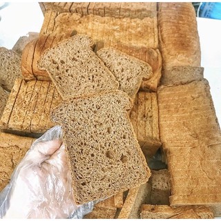 Mã GROXUAN1 giảm 8% đơn 150K BÁNH MÌ ĐEN NGUYÊN CÁM 20 LÁT - DARK RYE