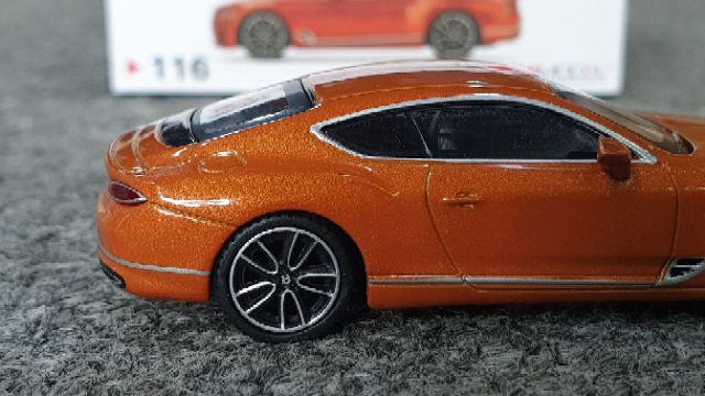 Xe Mô Hình Bentley Continental GT 1:64 MiniGT ( Cam )