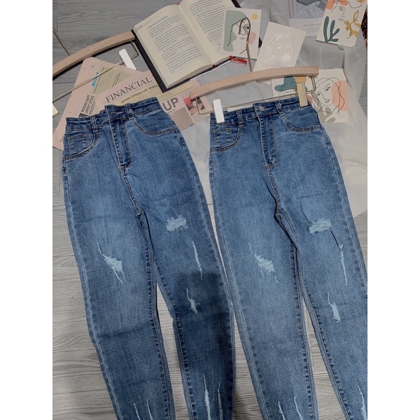 Quần jeans ôm cạp cao tua gấu rách