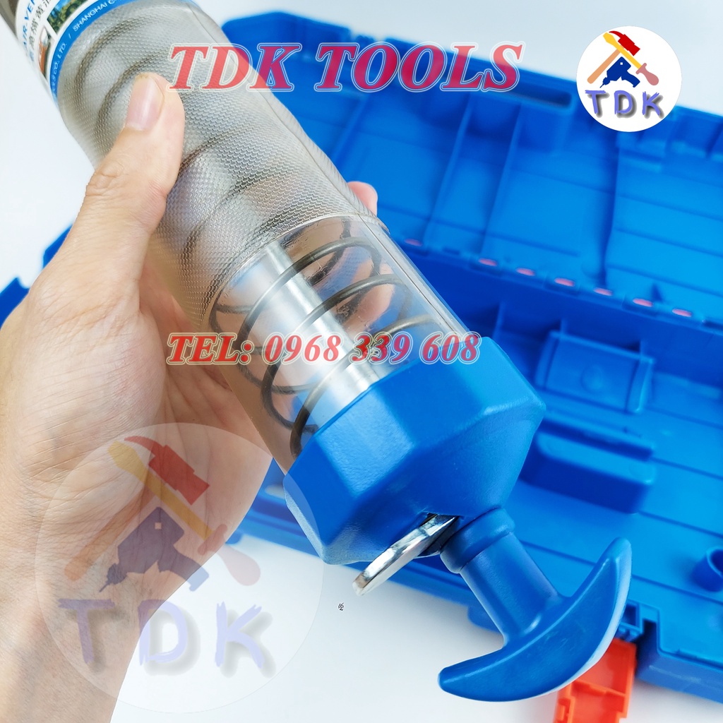 Súng bơm mỡ bò 600cc C-Mart L0025, bơm mỡ thân trong kèm hộp đựng