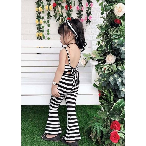 Đồ bộ kiểu bé gái
