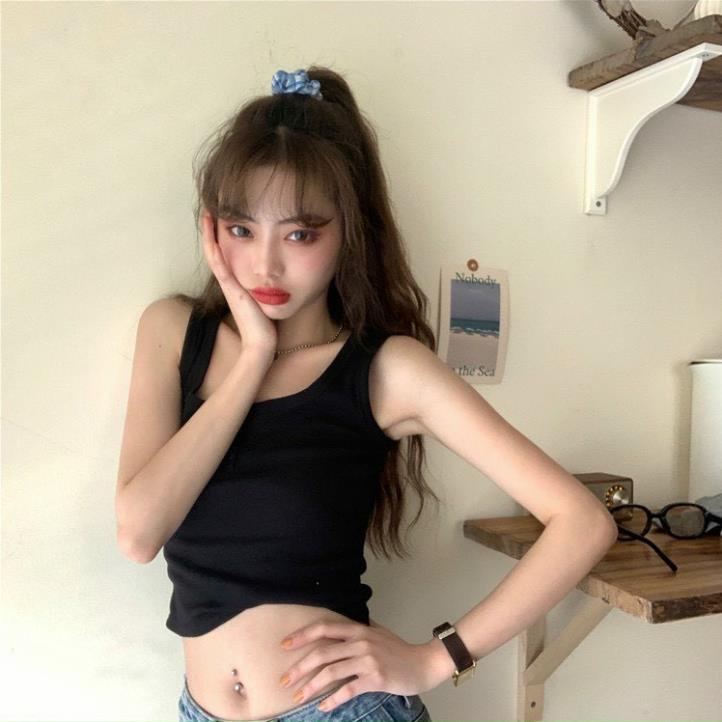 Áo Thun Nữ  Form Rộng Ba lỗ 3 Cúc Vải Dày Mịn Thoáng Mát Thiết Kế Thời Trang Kiểu Dáng Năng Động Trẻ Trung