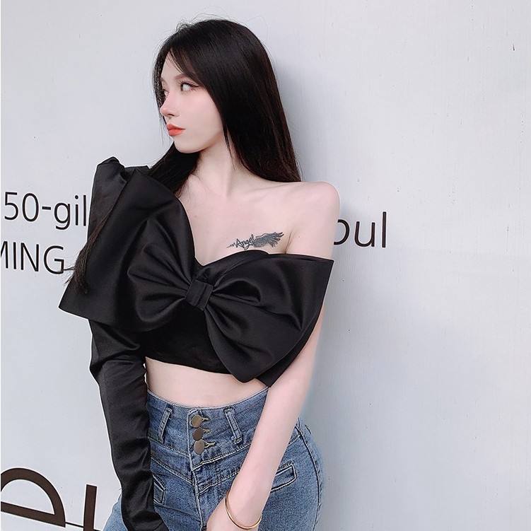 Ulzzang ( 얼짱) - ÁO SƠ MI LỆCH TAY HỌA TIẾT ĐÍNH NƠ (CHẤT KHỎI BÀN)