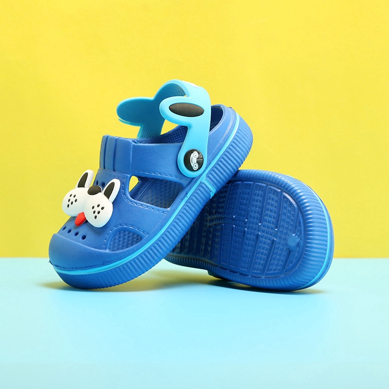 &lt;Ready Stock&gt; 1-4 Years Old Children's Slippers Summer Hole Shoes Non-slip EVA Sandals