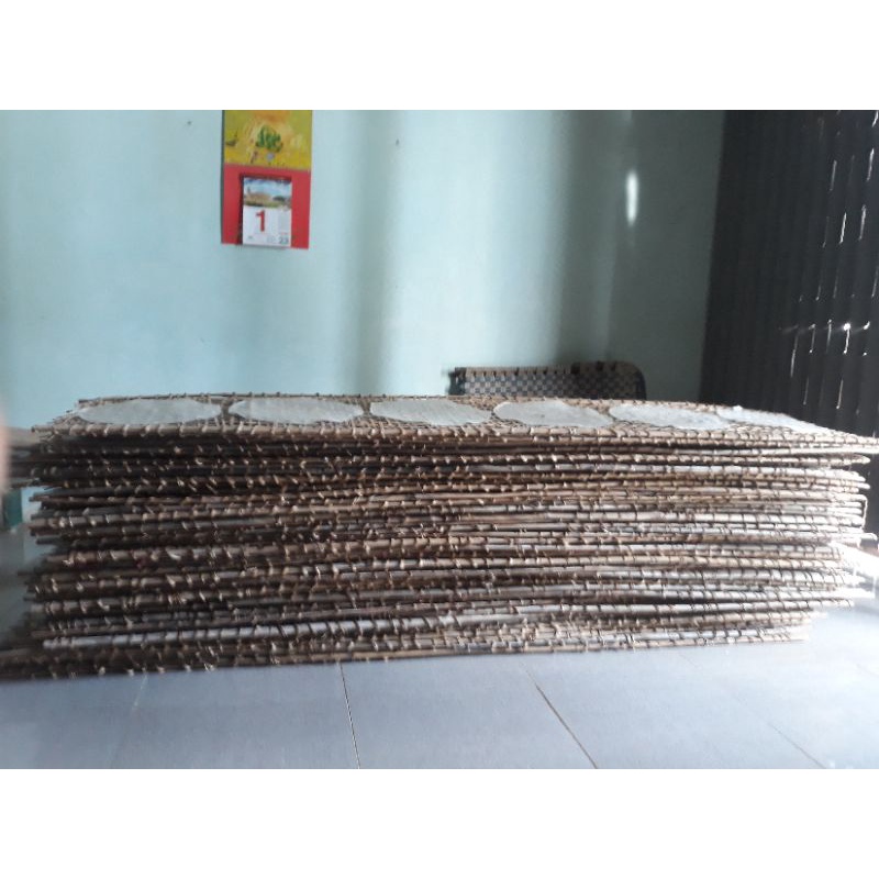 Bánh Tráng Nhúng Bình Định 50 bánh / ràng ( xã Mỹ Quang Phù Mỹ Bình Định ) 100% thủ công nhà làm vệ sinh an toàn .