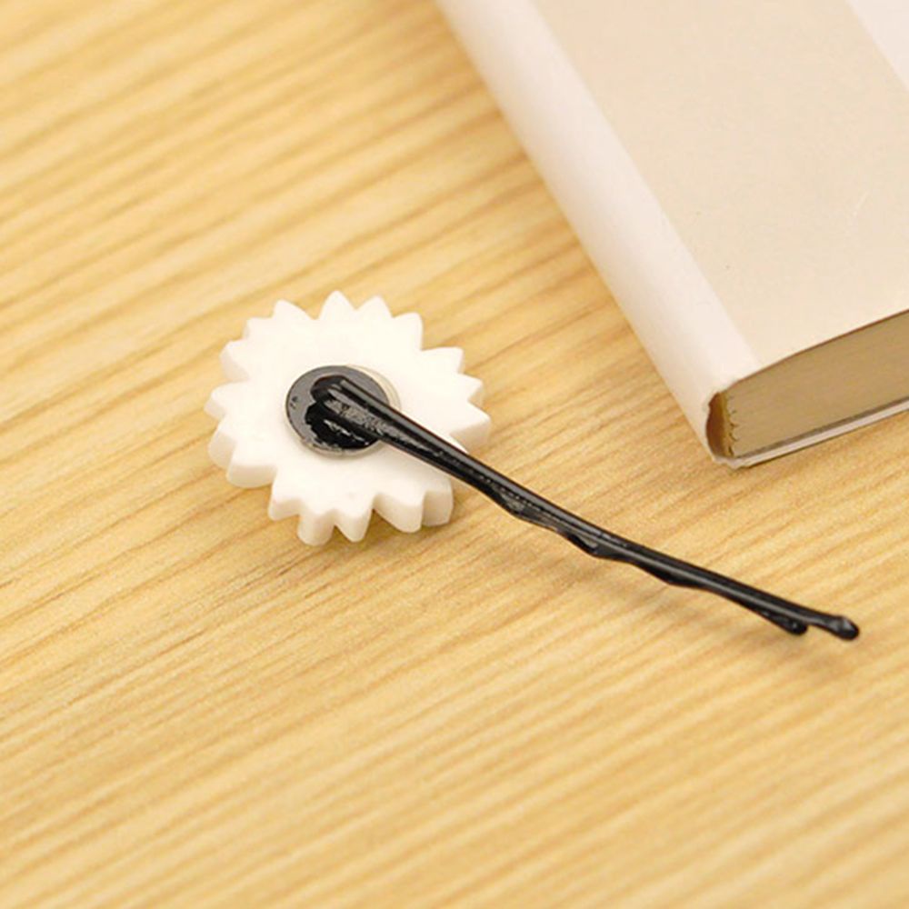 Kẹp Tóc Mini Hình Hoa Cúc Dễ Thương Dành Cho Nữ