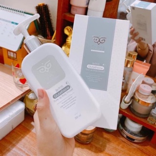 Sữa tắm trắng da bepos
