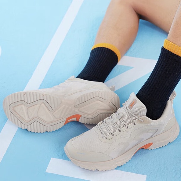 Giày Chạy Bộ Khối Lượng Nhẹ Giảm Sốc Chống Mòn Dành Cho Nam