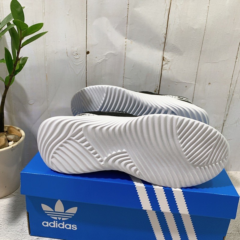 Giày nam thể thao đen nhẹ êm bền - Chuẩn 554