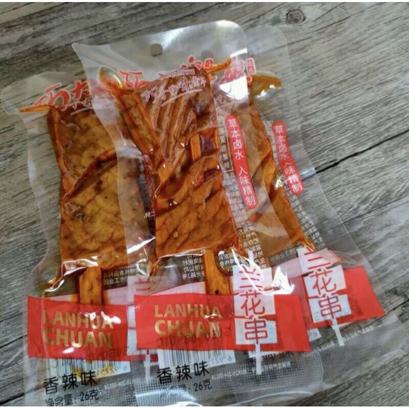 Đậu phụ xiên que cay tê-Ăn vặt út nhi