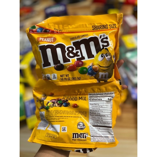 💙 Kẹo socola M&M được làm từ socola sữa mùi vị tuyệt vời