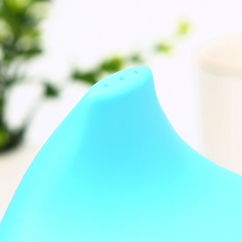 Bình Nước Có Tay Cầm Và Ống Hút Xinh Xắn Tiện Dụng Cho Bé